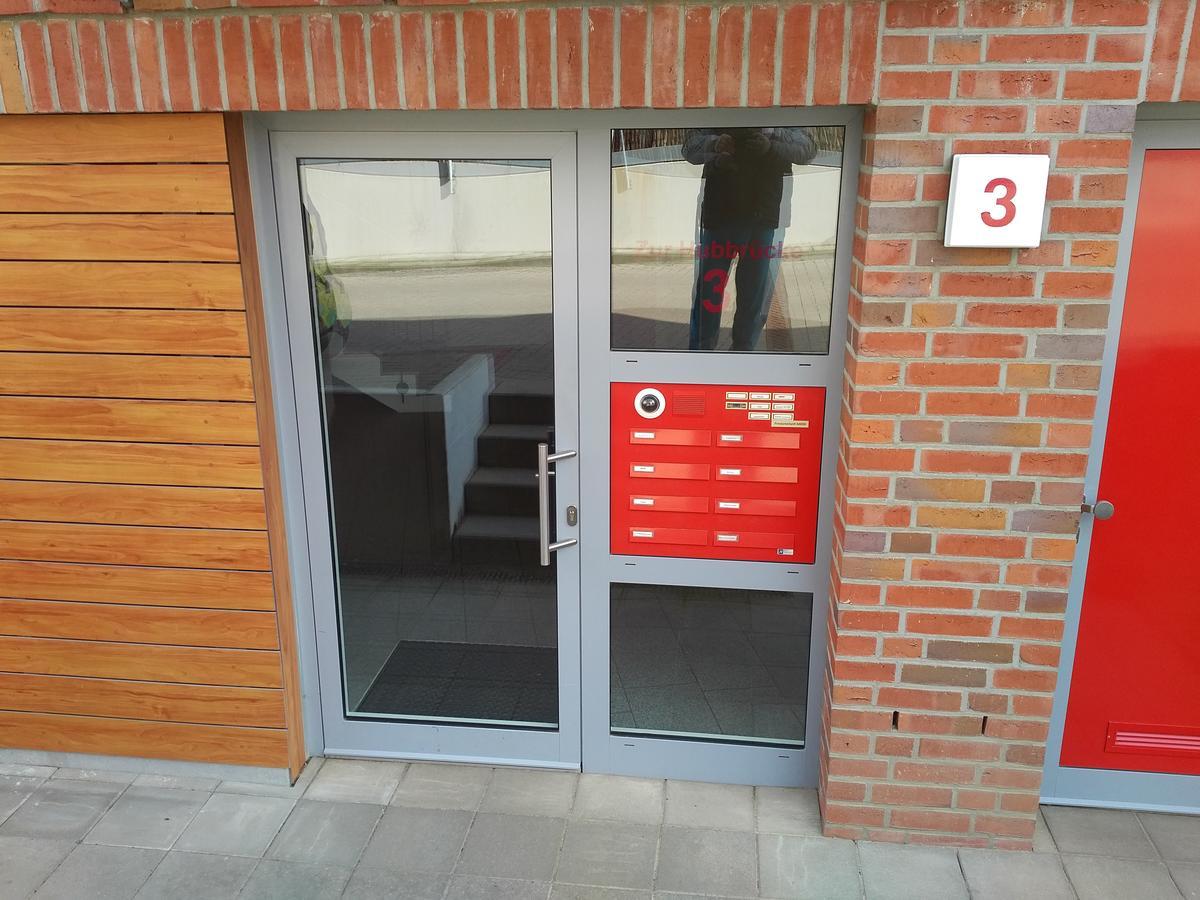 Aaron - Privatunterkunft Magdeburg Exteriör bild