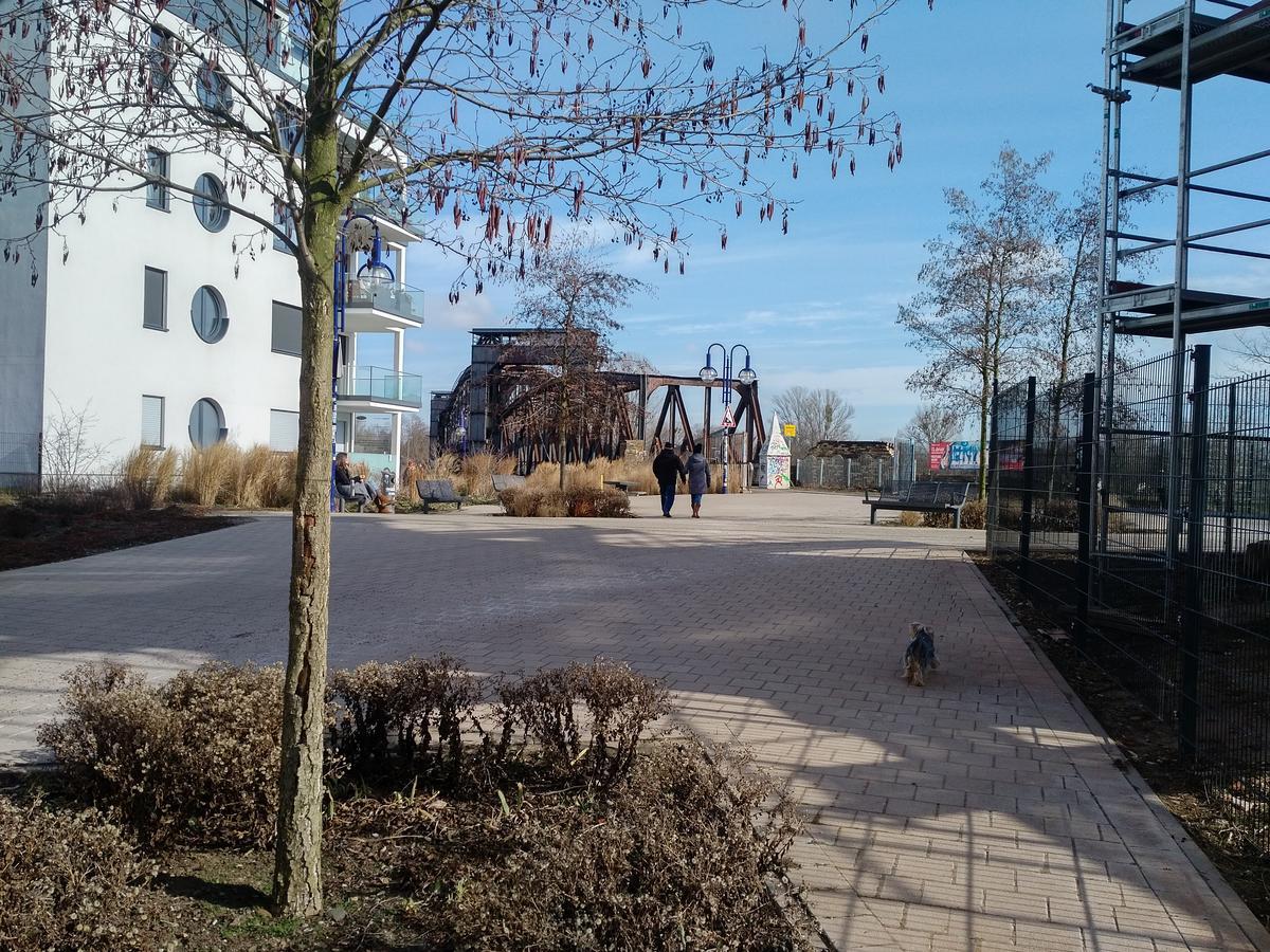 Aaron - Privatunterkunft Magdeburg Exteriör bild